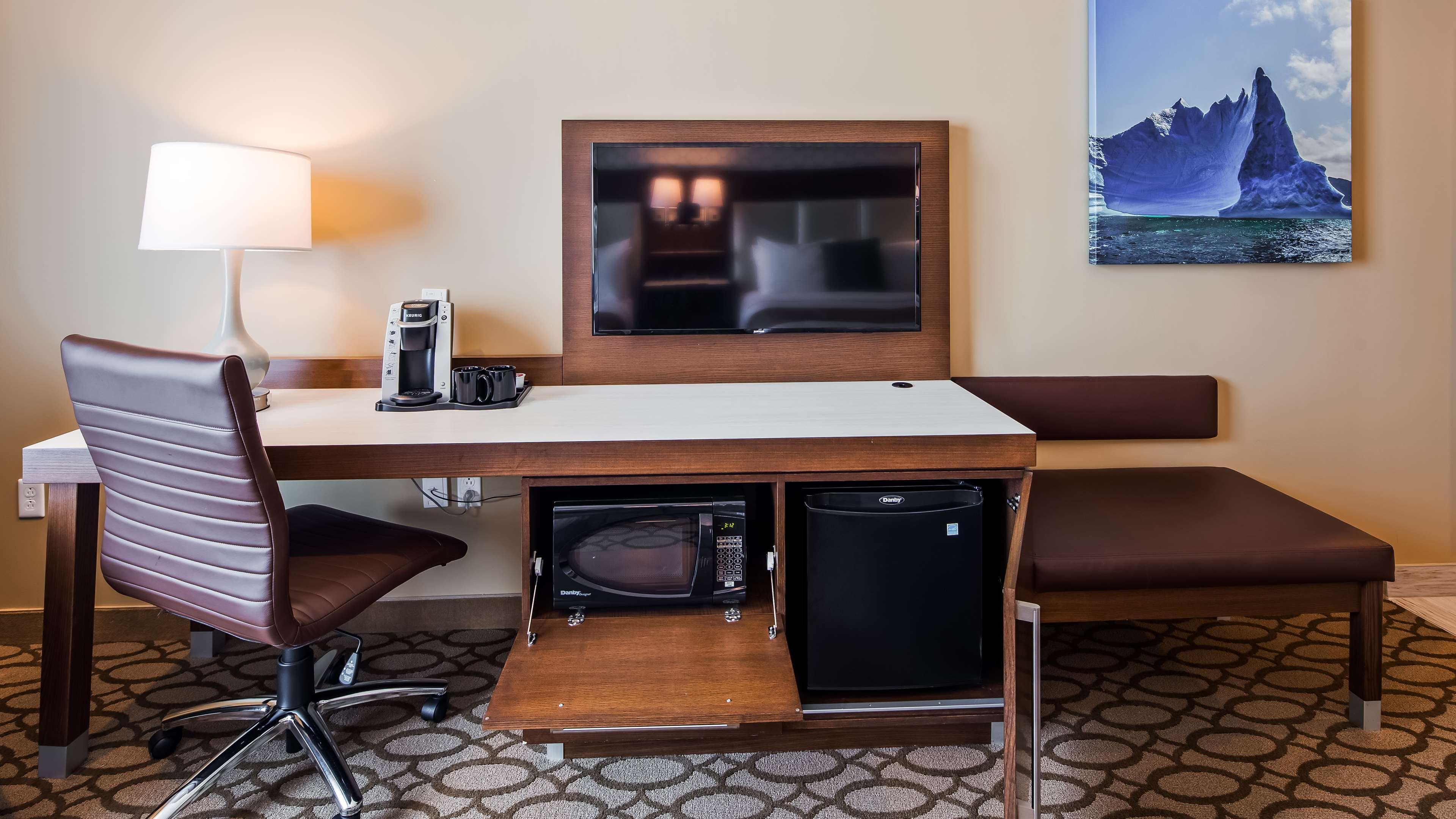Best Western Plus St. John'S Airport Hotel And Suites St. John's Exterior foto